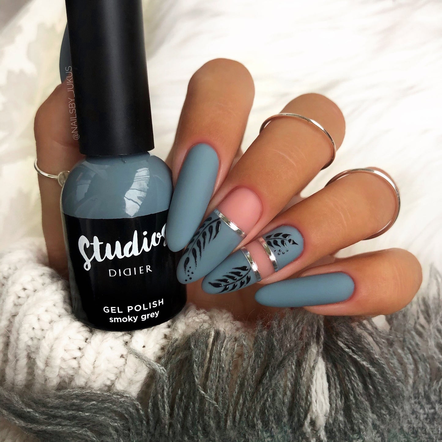 Gel polish Studios, Smoky Grey, 8ml - LABORATOIRES DIDIER