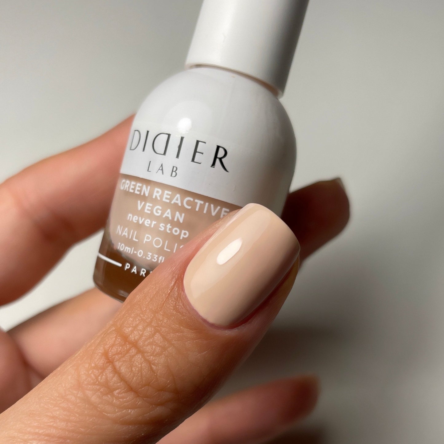 Green Reactive Vegan Nail Polish, Didier Lab, Never Stop, 10 ml
