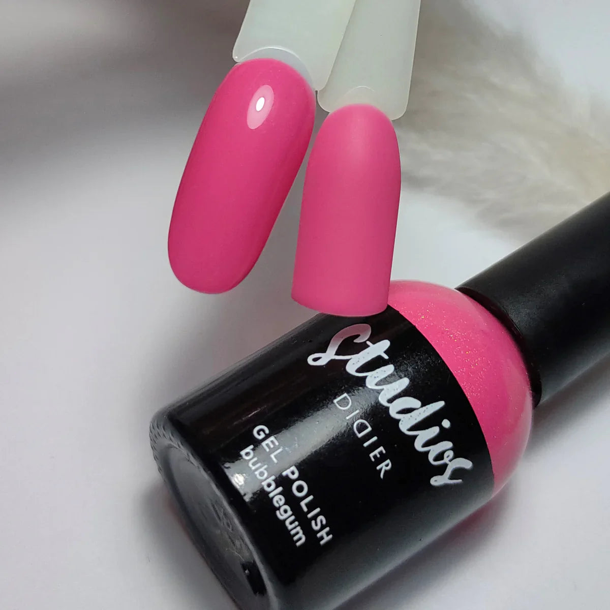 Gel polish Studios, Bubblegum, 8ml - LABORATOIRES DIDIER